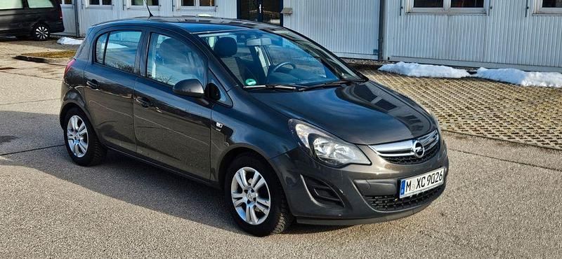 Schwarz Gebraucht 2014 Opel Corsa Limousine | 5.200 € (Fairer Preis) - Bild 1/4