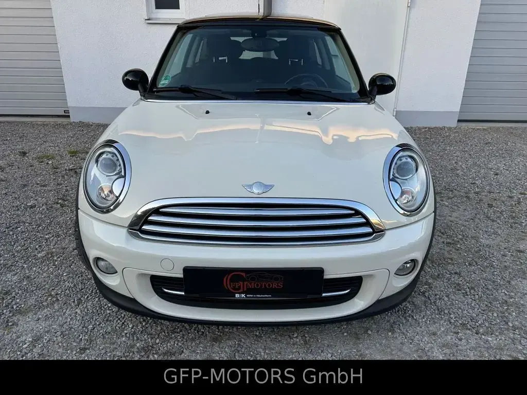 Gebraucht Mini Cooper 122 PS (89 kW) 2012 Weiß Kleinwagen