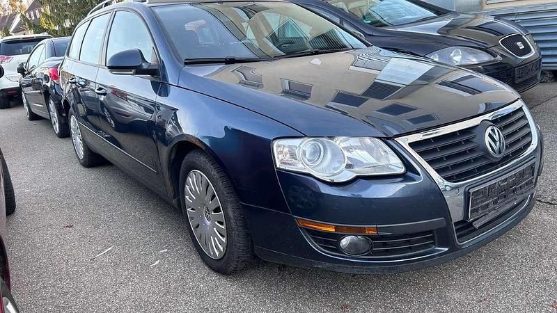 Gebraucht VW Passat Trendline 140 PS (102 kW) 2007 Bluegraphit perleffekt Kombi