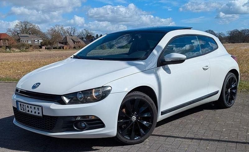 Usata VW Scirocco 200 CV (147 kW) 2009 Bianco Coupé