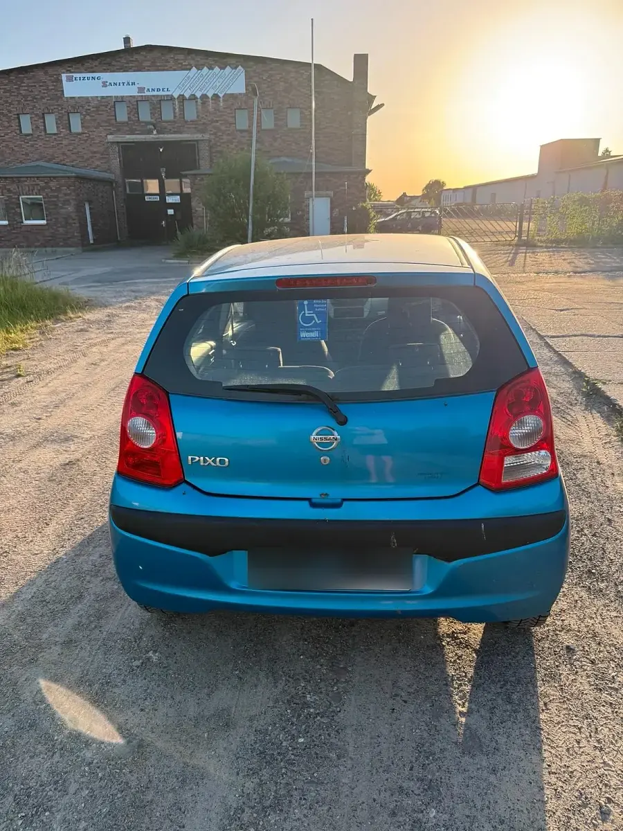 Gebraucht Nissan Pixo 50 PS (36 kW) 2009 Blau Kleinwagen
