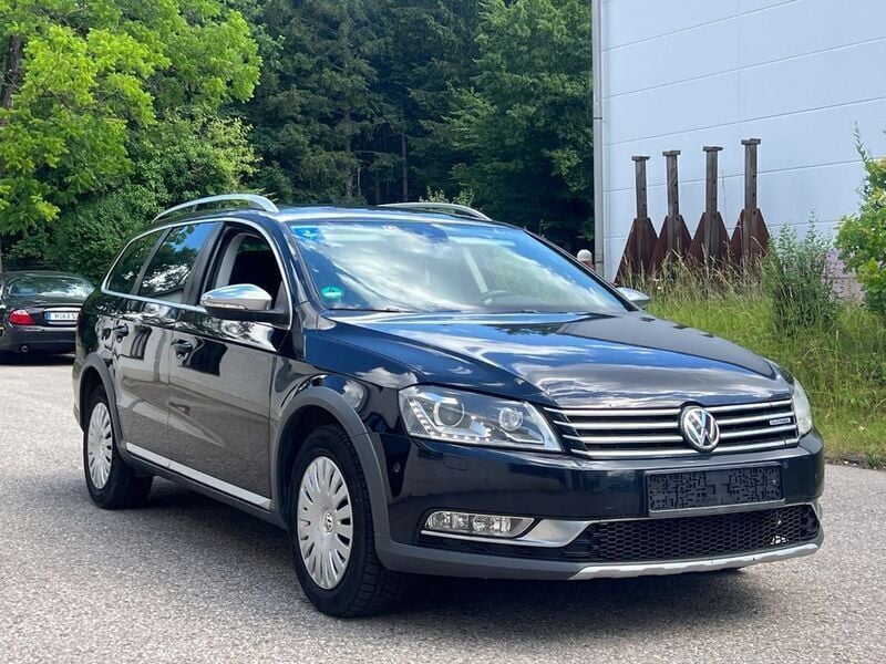Schwarz Gebraucht 2014 VW Passat Alltrack Basis Kombi | 6.499 € (Guter Preis) - Bild 1/4