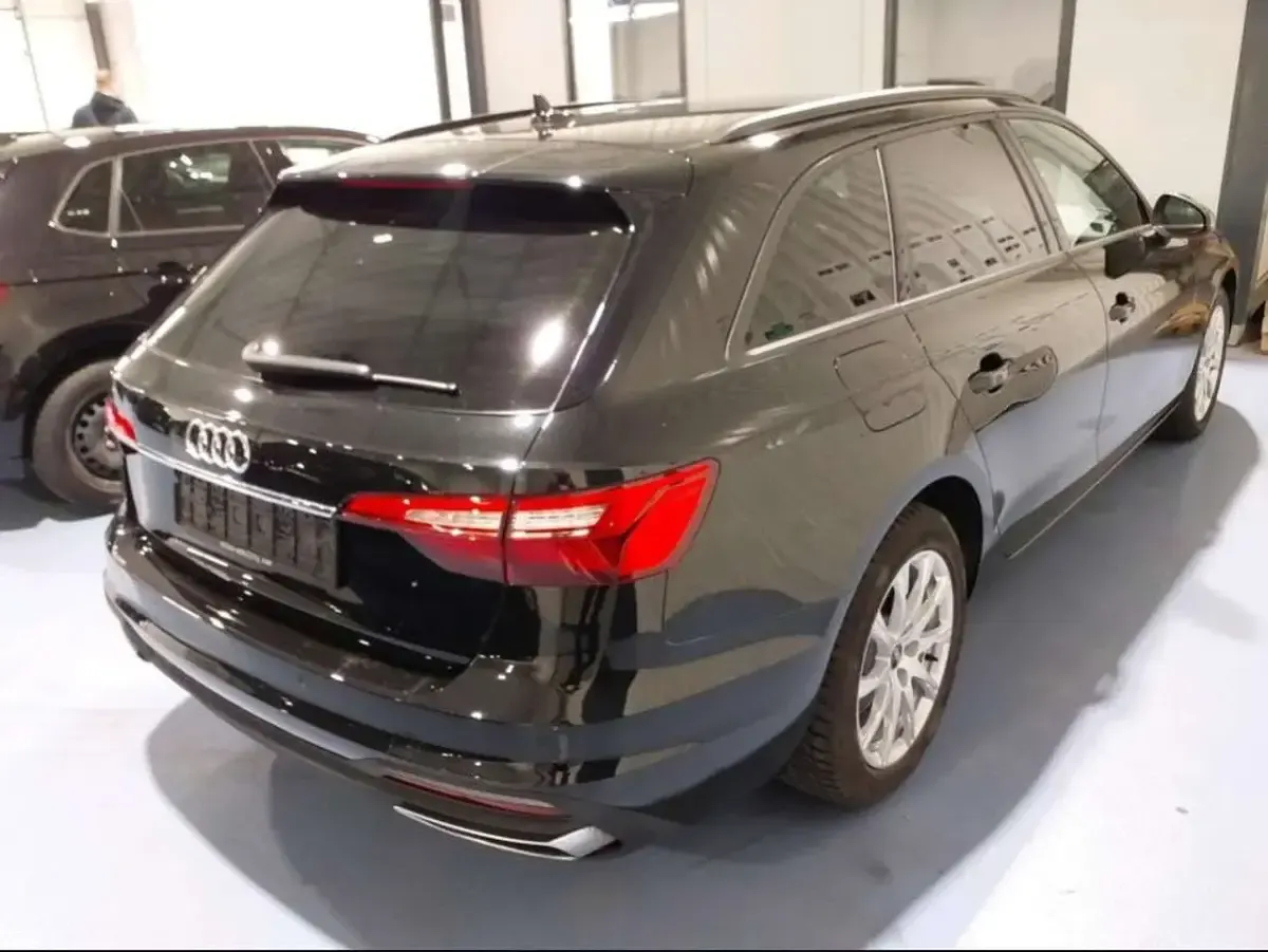 Usata Audi A4 150 CV (110 kW) 2022 Nero Station wagon