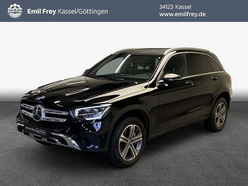 Schwarz Gebraucht 2021 Mercedes GLC300e SUV | 40.530 € (Fairer Preis) - Bild 1/4