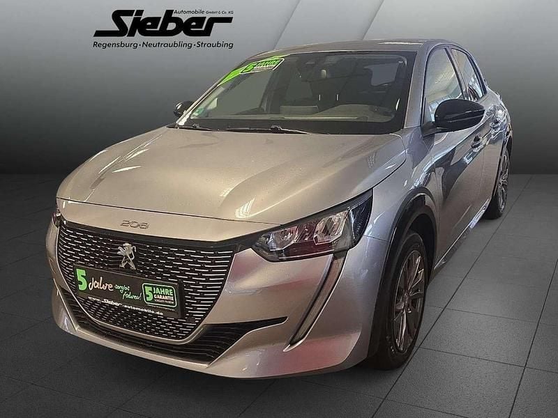Gebraucht Peugeot e-208 Allure 100 kW (136 PS) 2024 Grau Kleinwagen