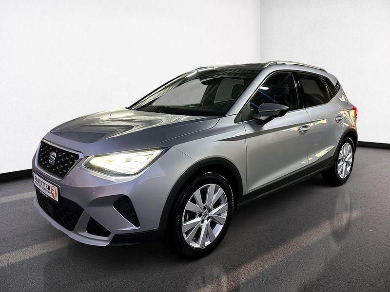 Silber Gebraucht 2022 Seat Arona Xperience SUV | 17.980 € (Guter Preis) - Bild 1/3