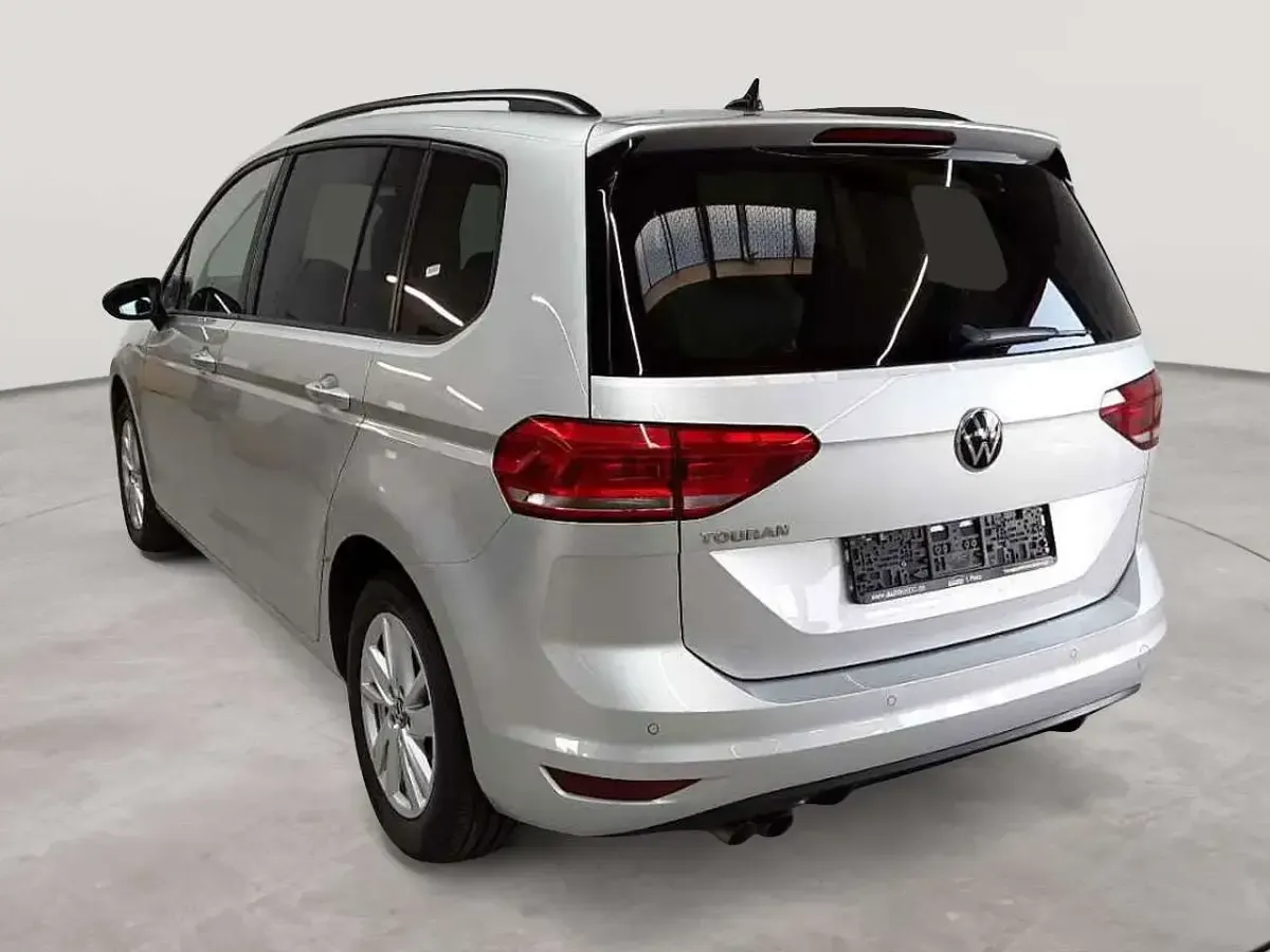 Gebraucht VW Touran Comfortline 150 PS (110 kW) 2021 Reflexsilber metallic Van / Kleinbus