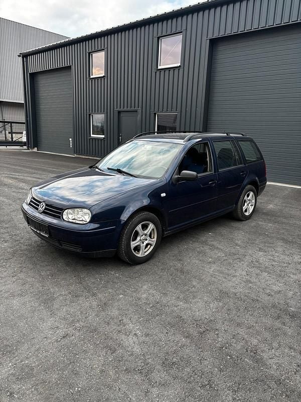Gebraucht VW Golf IV 90 PS (66 kW) 2002 Blau Kombi