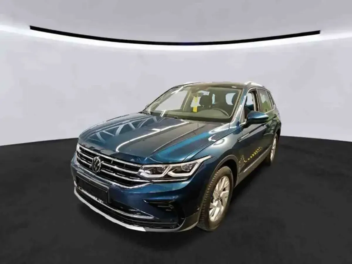 Gebraucht VW Tiguan Elegance 150 PS (110 kW) 2023 Nightshade blue metallic SUV
