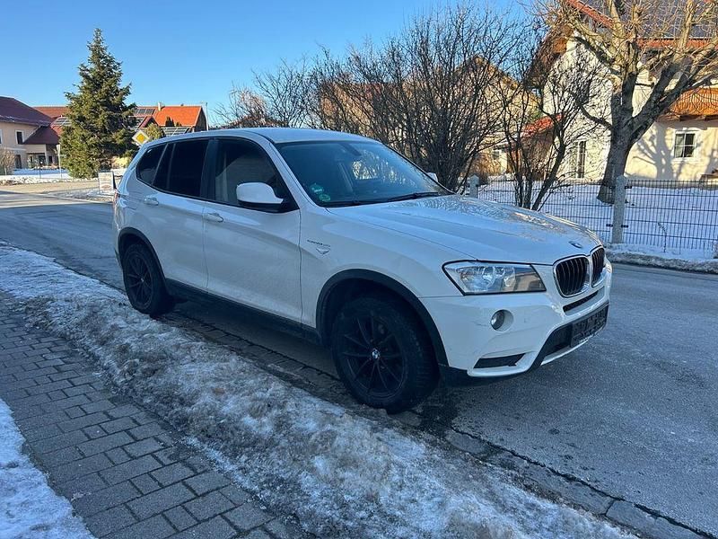 Gebraucht BMW X3 184 PS (135 kW) 2012 Weiß SUV