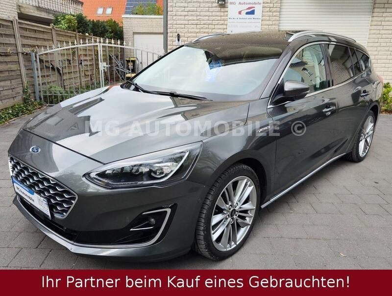 Grau Gebraucht 2020 Ford Focus Vignale Kombi | 15.498 € (Fairer Preis) - Bild 1/4