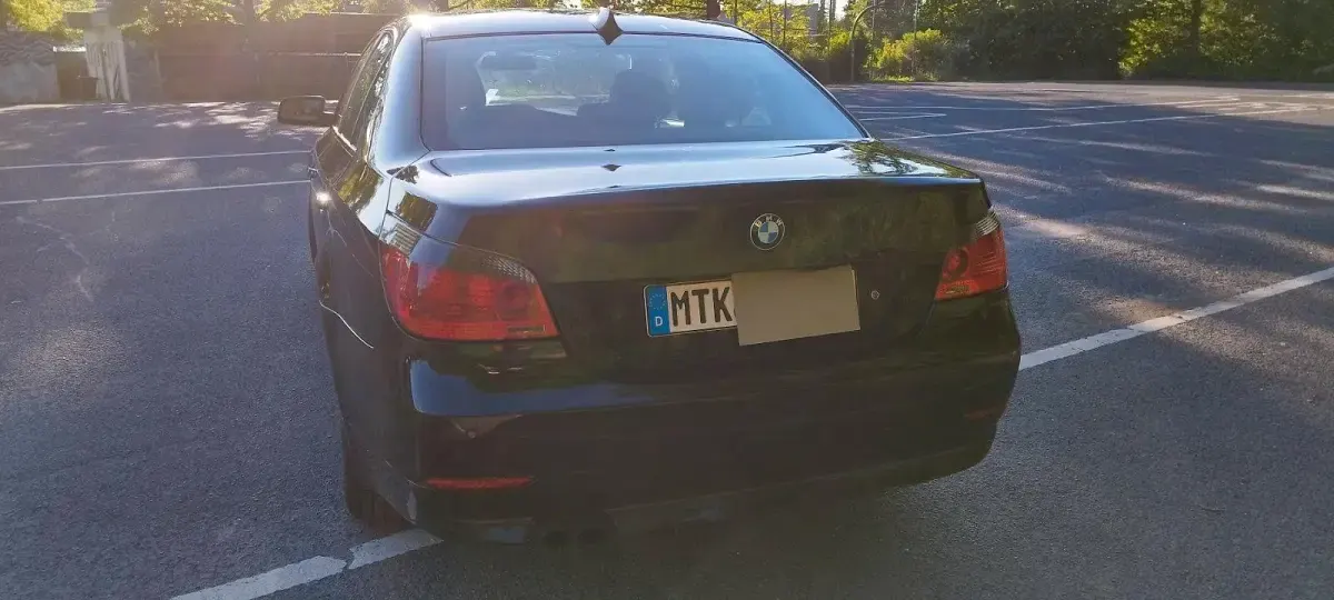 Używany BMW 520 170 KM (125 kW) 2003 Czarny Sedan/Limuzyna