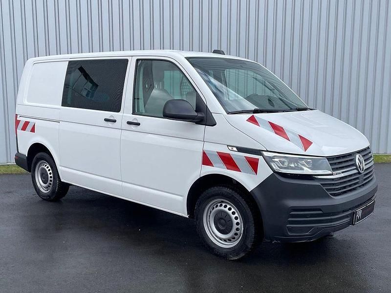 Używany VW Transporter 150 KM (110 kW) 2023 Biały Van