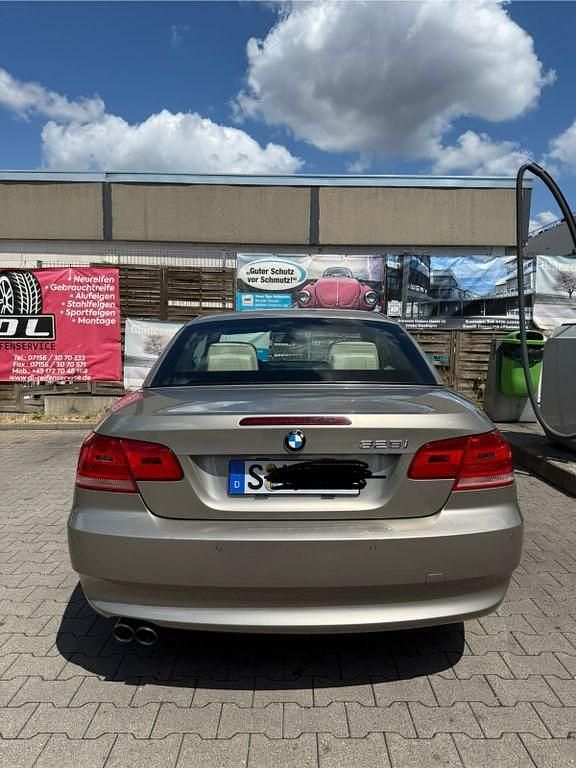 Gebraucht BMW 325 Cabriolet 218 PS (160 kW) 2007 Beige Cabrio