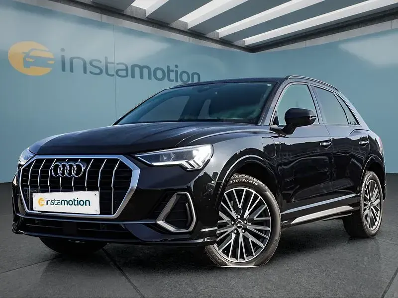Gebraucht Audi Q3 245 PS (180 kW) 2022 Schwarz SUV