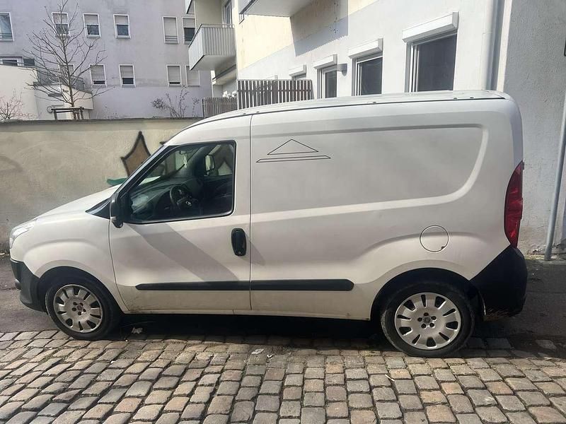 Gebraucht Fiat Doblò 77 PS (56 kW) 2009 Van / Kleinbus