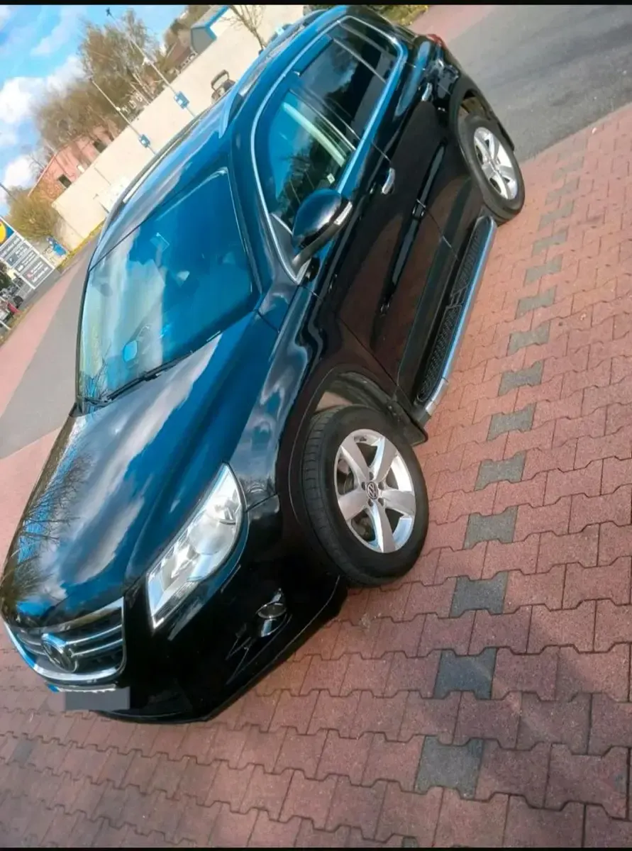 Gebraucht VW Tiguan 140 PS (102 kW) 2009 Schwarz SUV