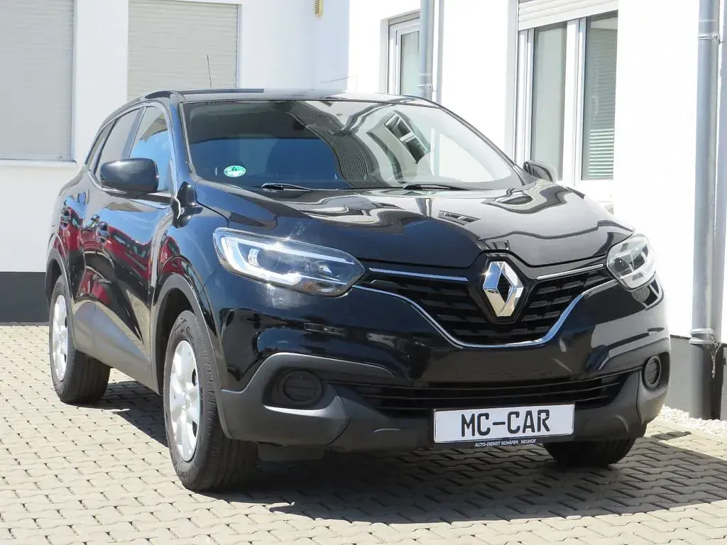 Gebraucht Renault Kadjar Life 131 PS (96 kW) 2016 Schwarz SUV