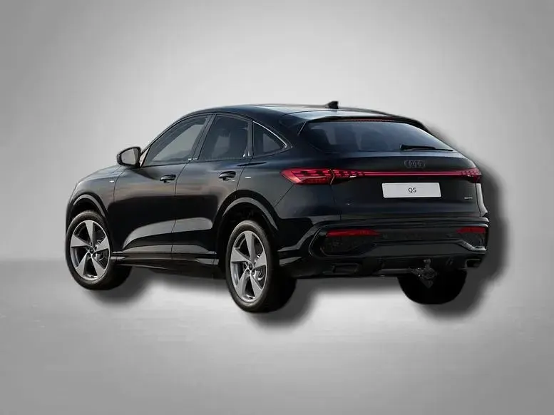 Gebraucht Audi Q5 Sportback S-Line 204 PS (150 kW) 2025 Mythosschwarz metallic SUV