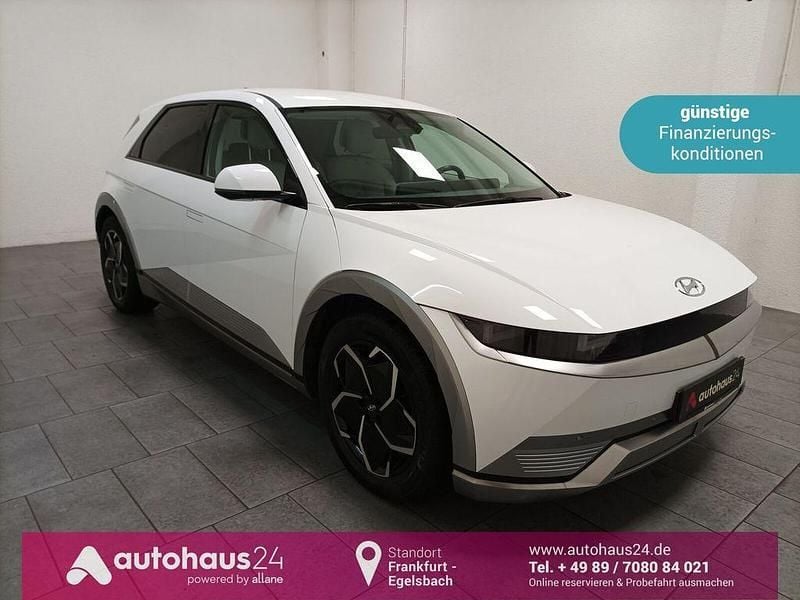 Weiß Gebraucht 2021 Hyundai Ioniq Techniq Kleinwagen | 22.470 € (Superpreis) - Bild 1/4