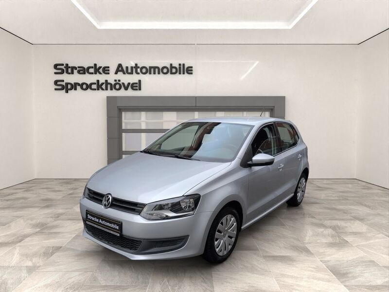 Silber Gebraucht 2010 VW Polo Comfortline Kleinwagen | 6.699 € (Etwas zu teuer) - Bild 1/4