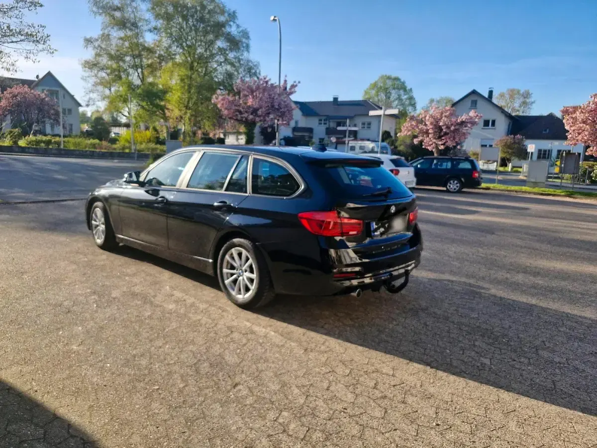 Gebraucht BMW 316 119 PS (87 kW) 2015 Schwarz Kombi
