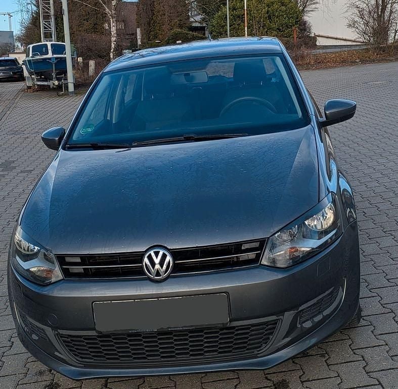 Gebraucht VW Polo Comfortline 90 PS (66 kW) 2011 Grau Kleinwagen