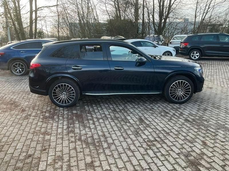 Gebraucht Mercedes GLC400d AMG line 381 PS (280 kW) 2024 Blau SUV