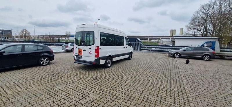 Second-hand VW Crafter 114 CP (83 kW) 2017 Alb Van