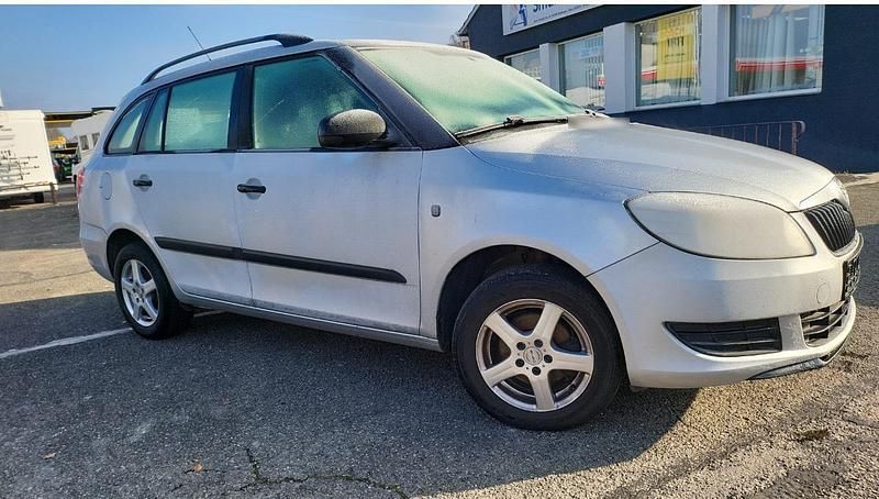 Gebraucht Skoda Fabia 70 PS (51 kW) 2011 Kombi