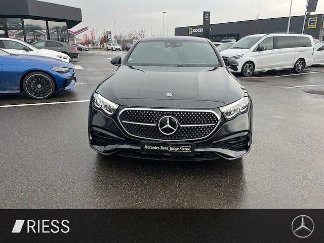 Gebraucht Mercedes E300 AMG 313 PS (230 kW) 2025 Metalliclack graphitgrau Limousine