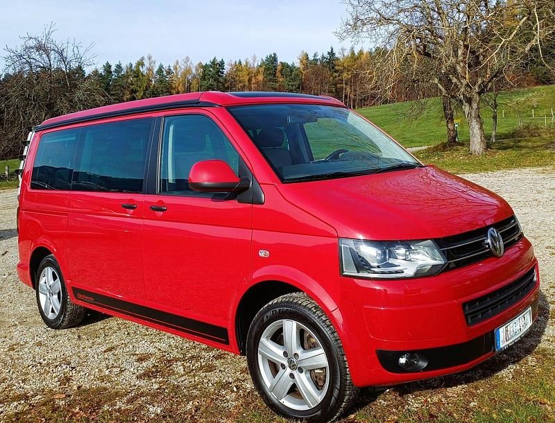 Gebraucht VW California Beach 140 PS (102 kW) 2013 Rot Van