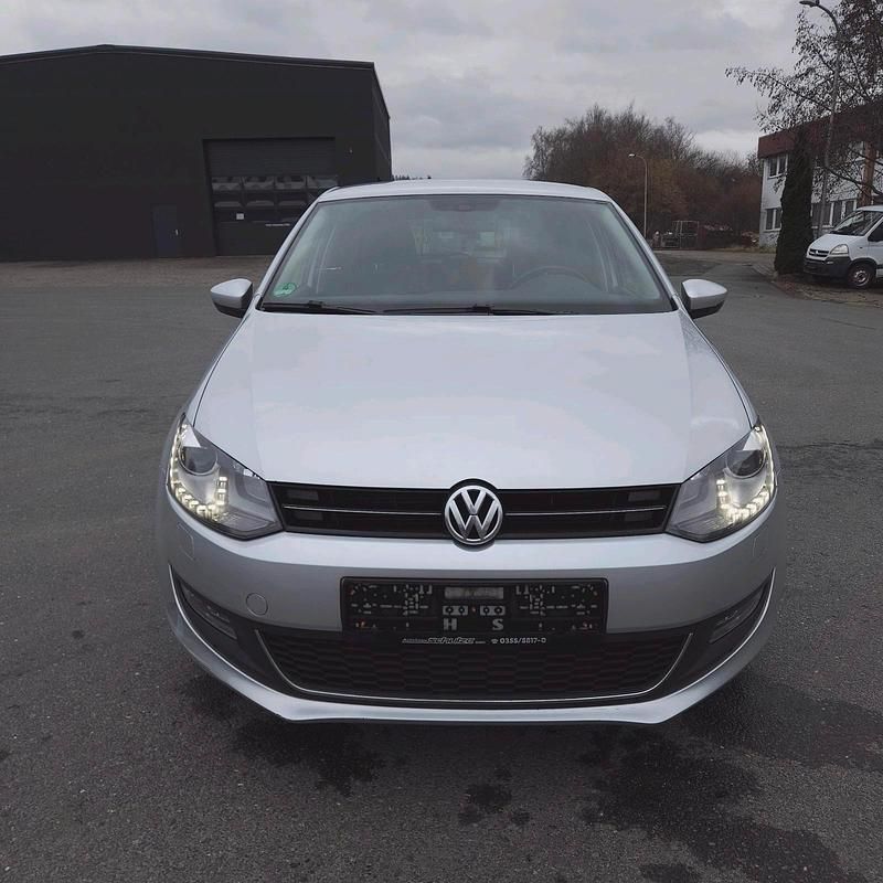 Gebraucht VW Polo Life 90 PS (66 kW) 2013 Silber Kleinwagen