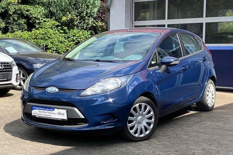 Blau Gebraucht 2010 Ford Fiesta Trend Kleinwagen | 1.450 € (Superpreis) - Bild 1/4