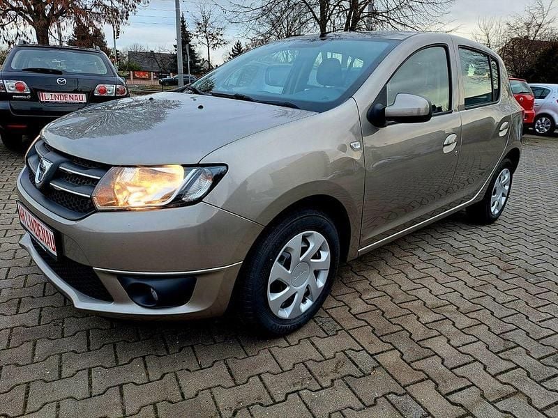 Gebraucht Dacia Sandero Lauréate 90 PS (66 kW) 2015 Limousine