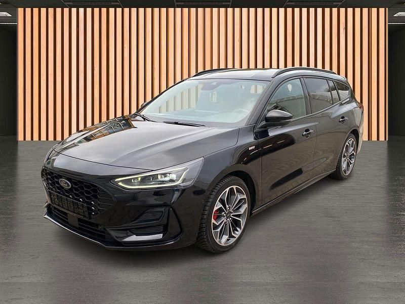Gebraucht Ford Focus ST-Line X 155 PS (114 kW) 2025 Schwarz Kombi