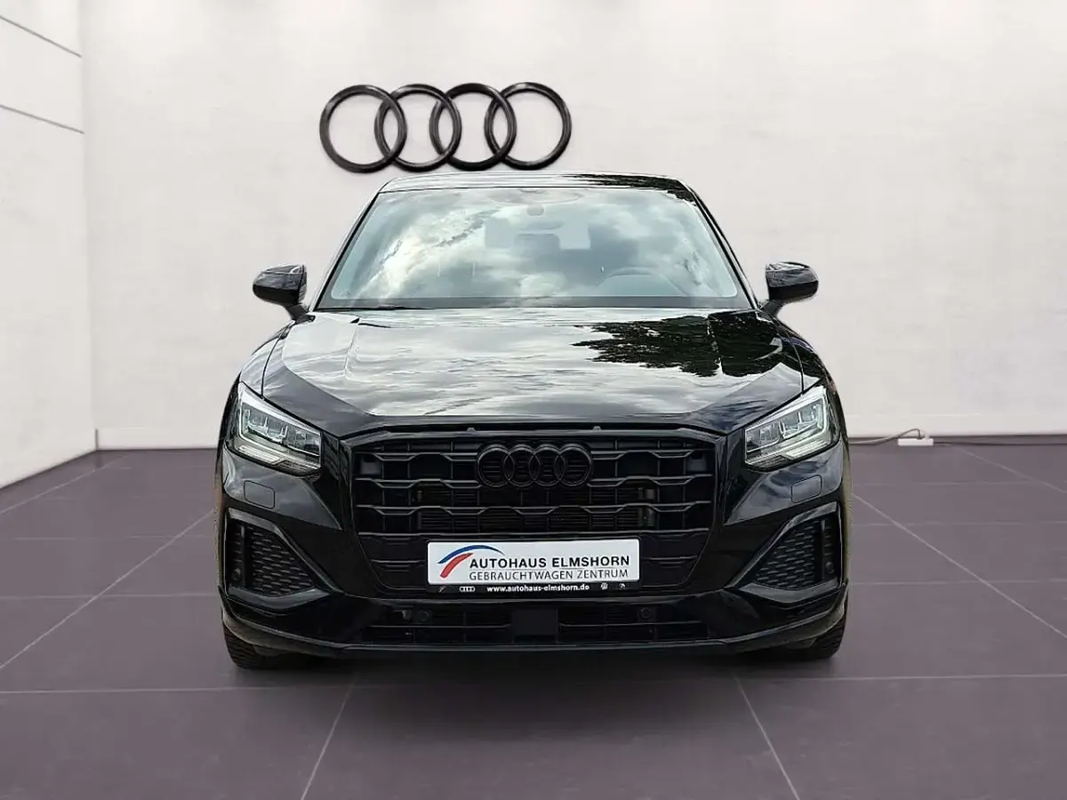Gebraucht Audi Q2 Advanced Plus 150 PS (110 kW) 2023 Brillantschwarz SUV