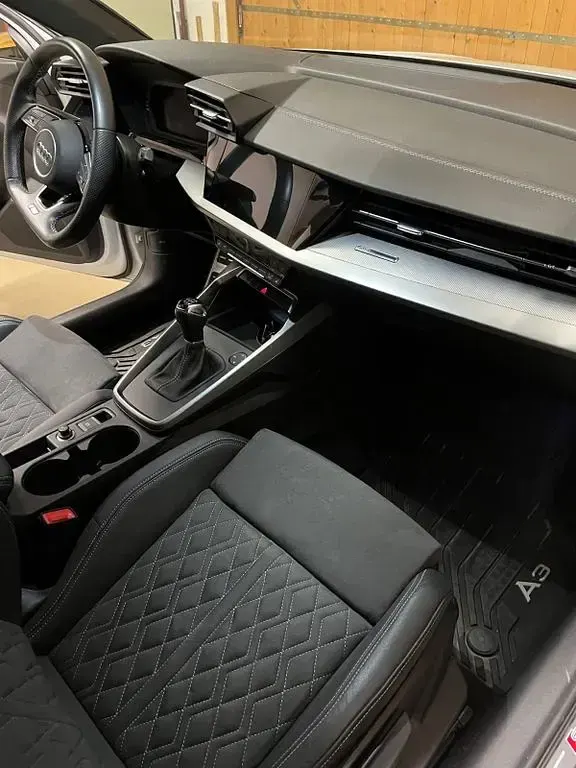 Gebraucht Audi A3 S-Line 150 PS (110 kW) 2022 Weiß Limousine
