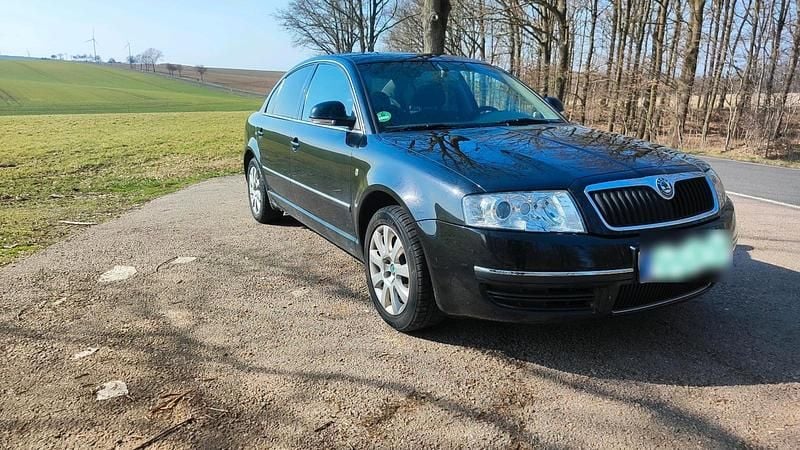 Gebraucht Skoda Superb 140 PS (102 kW) 2008 Schwarz Limousine