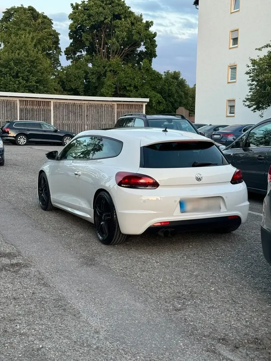 Gebraucht VW Scirocco 160 PS (117 kW) 2012 Weiß Coupé