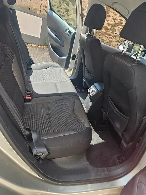 Gebraucht Peugeot 308 120 PS (88 kW) 2007 Silber Kleinwagen