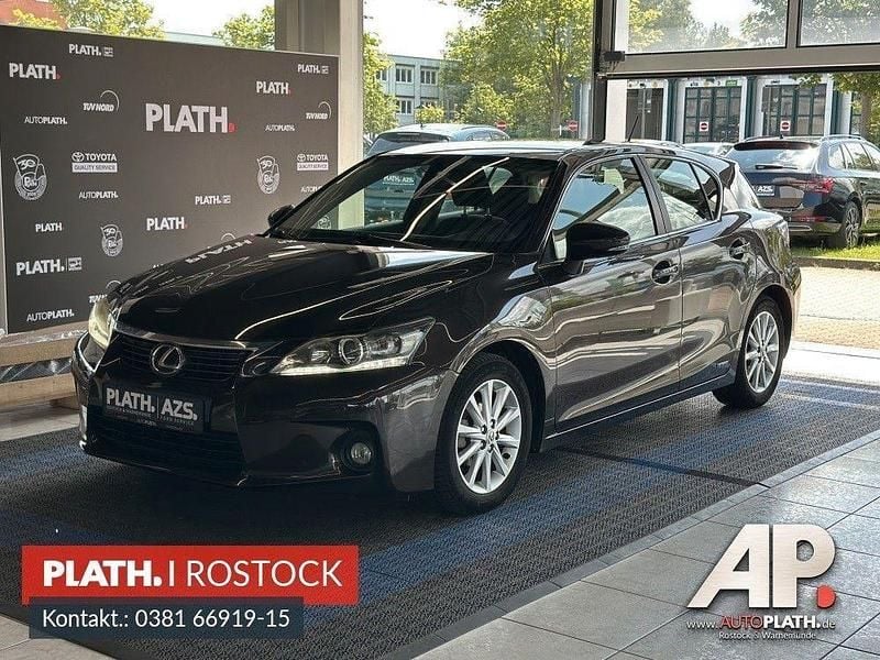 Gebraucht Lexus CT200h Dynamic Line 99 PS (72 kW) 2012 Braun Limousine
