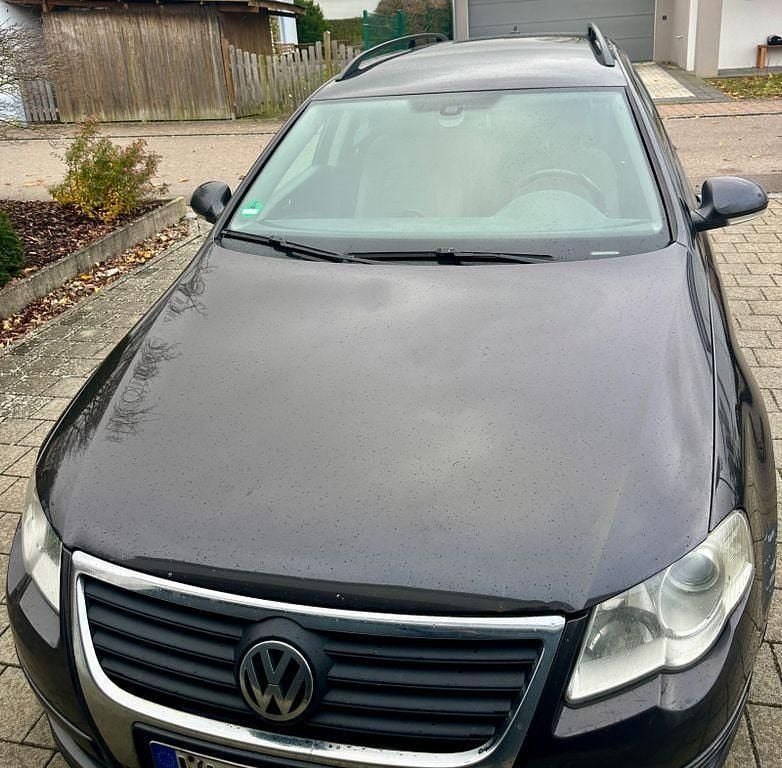 Braun Gebraucht 2010 VW Passat Sportline Kombi | 1.600 € (Guter Preis) - Bild 1/4