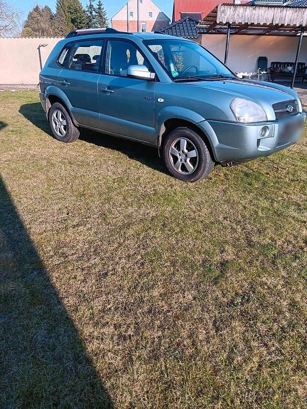 Gebraucht Hyundai Tucson 140 PS (102 kW) 2005 Grau SUV
