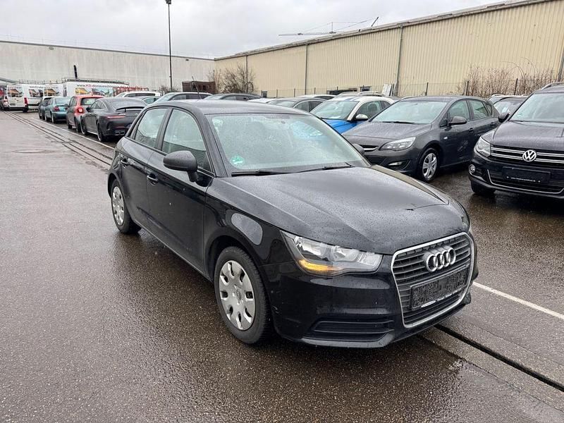 Gebraucht Audi A1 Sportback Attraction 86 PS (63 kW) 2013 Schwarz Kleinwagen
