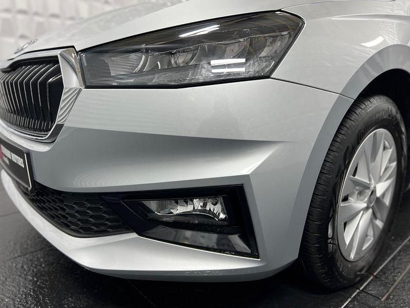 Gebraucht Skoda Fabia Ambition 110 PS (80 kW) 2023 Silber Limousine