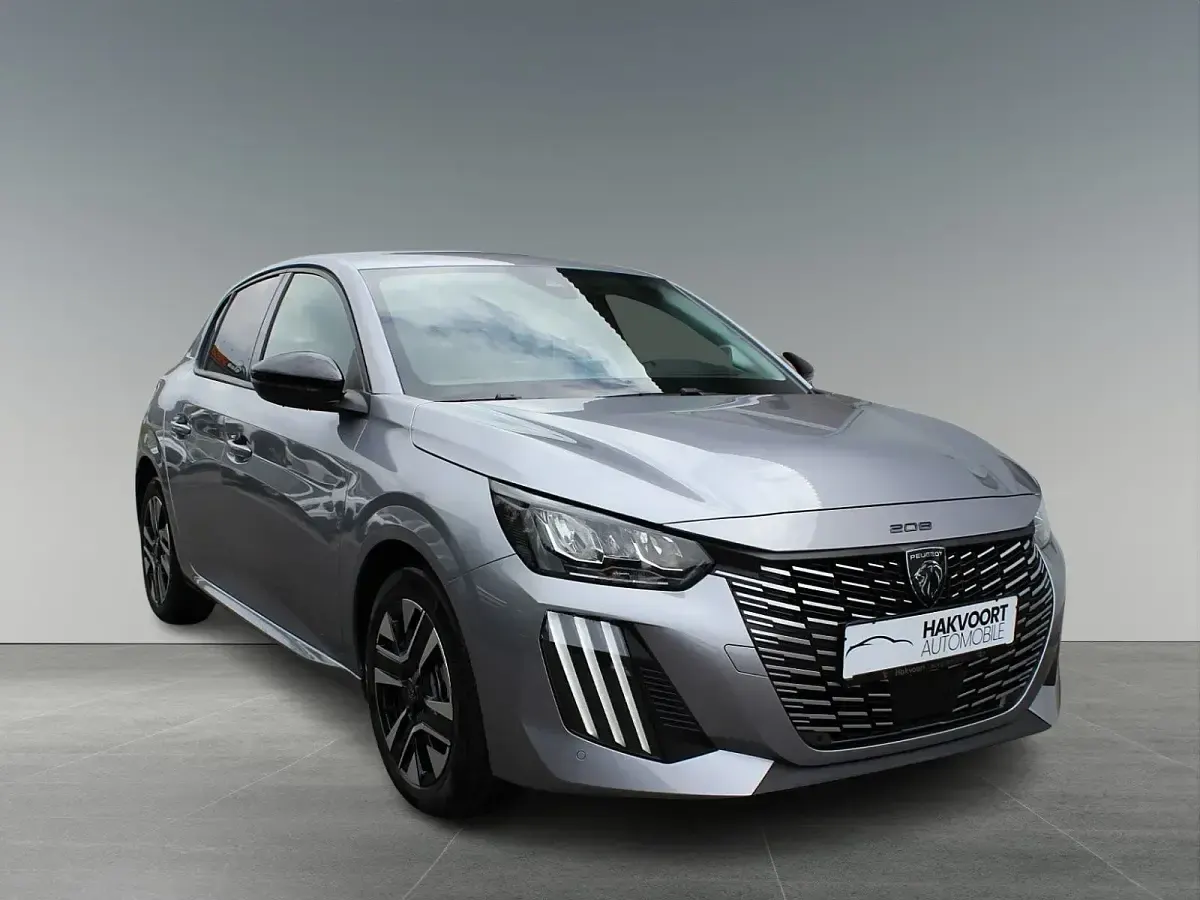 Gebraucht Peugeot 208 Allure 101 PS (74 kW) 2025 Grau Kleinwagen