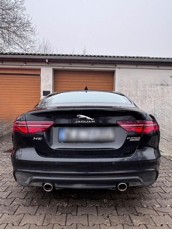 Gebraucht Jaguar XE SE 250 PS (183 kW) 2020 Schwarz Limousine
