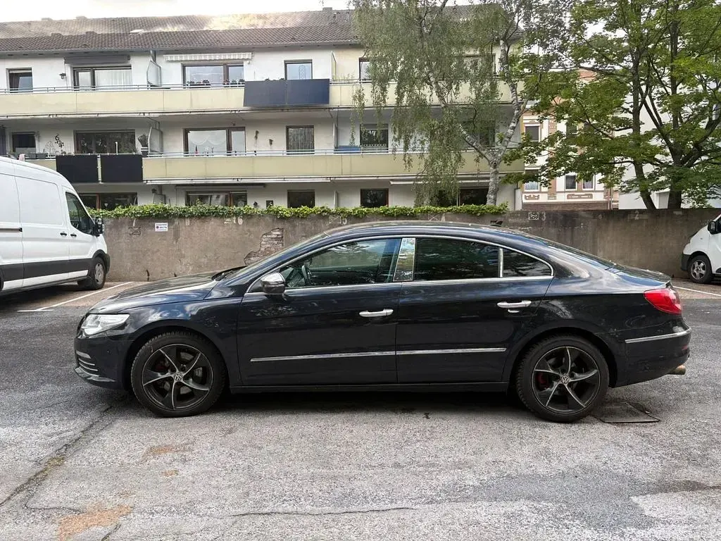 Gebraucht VW CC 160 PS (117 kW) 2011 Schwarz Limousine