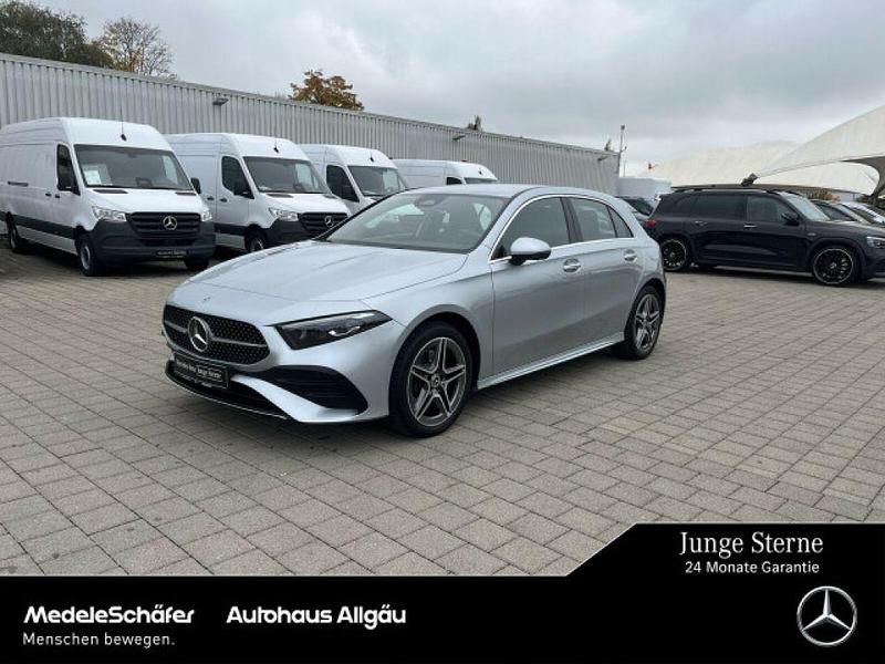Lack hightechsilber Gebraucht 2024 Mercedes A250 AMG Limousine | 34.470 € (Fairer Preis) - Bild 1/4